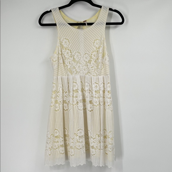 Free People Lace Rocco White and Yellow Mini Dress Size 4 - Picture 3 of 10